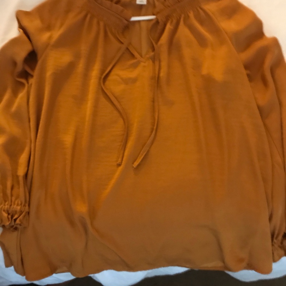 Old Navy golden blouse